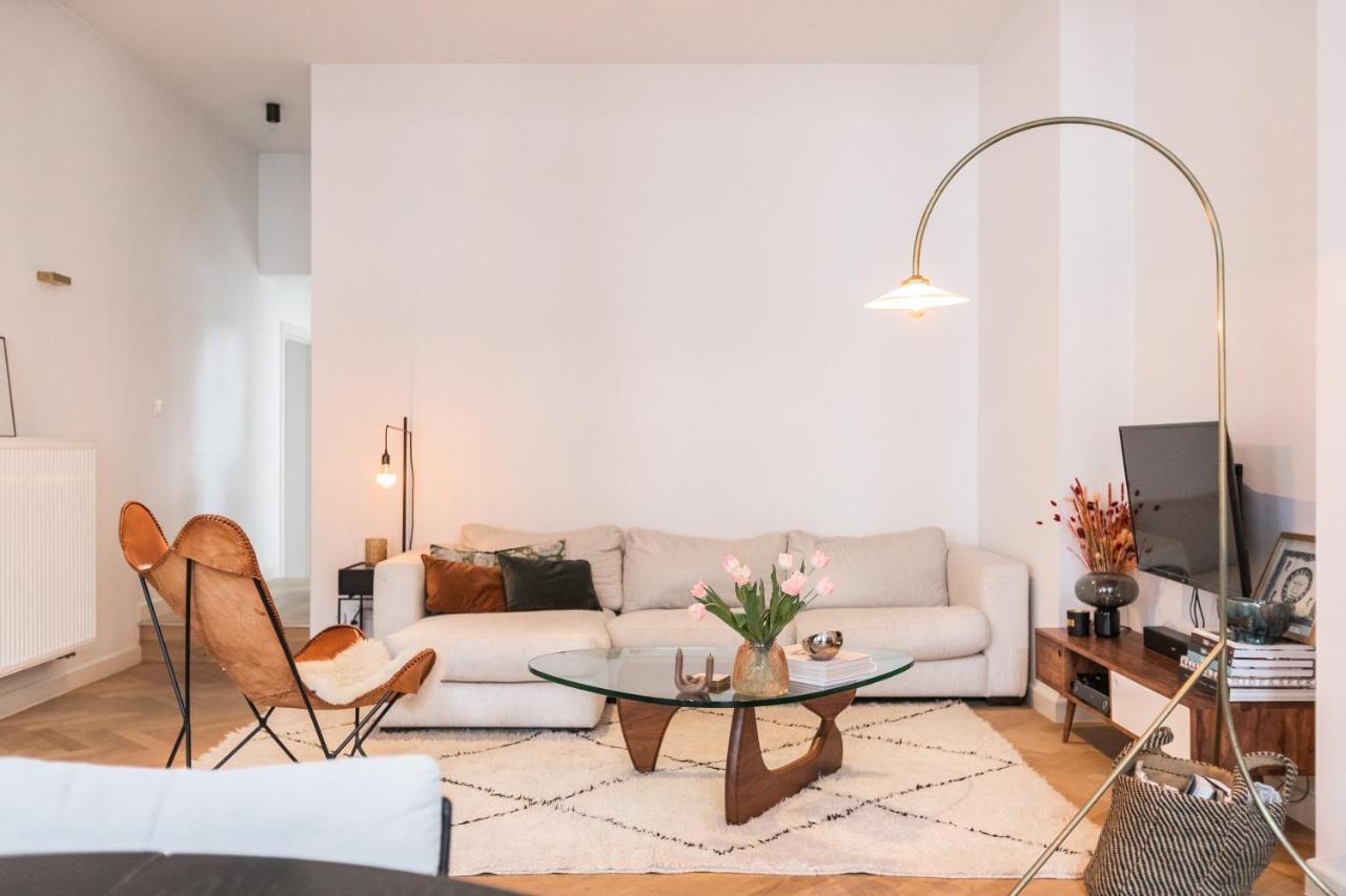 Traditional Chic, High Ceilings' Apt Aircos And Garage Anversa Esterno foto