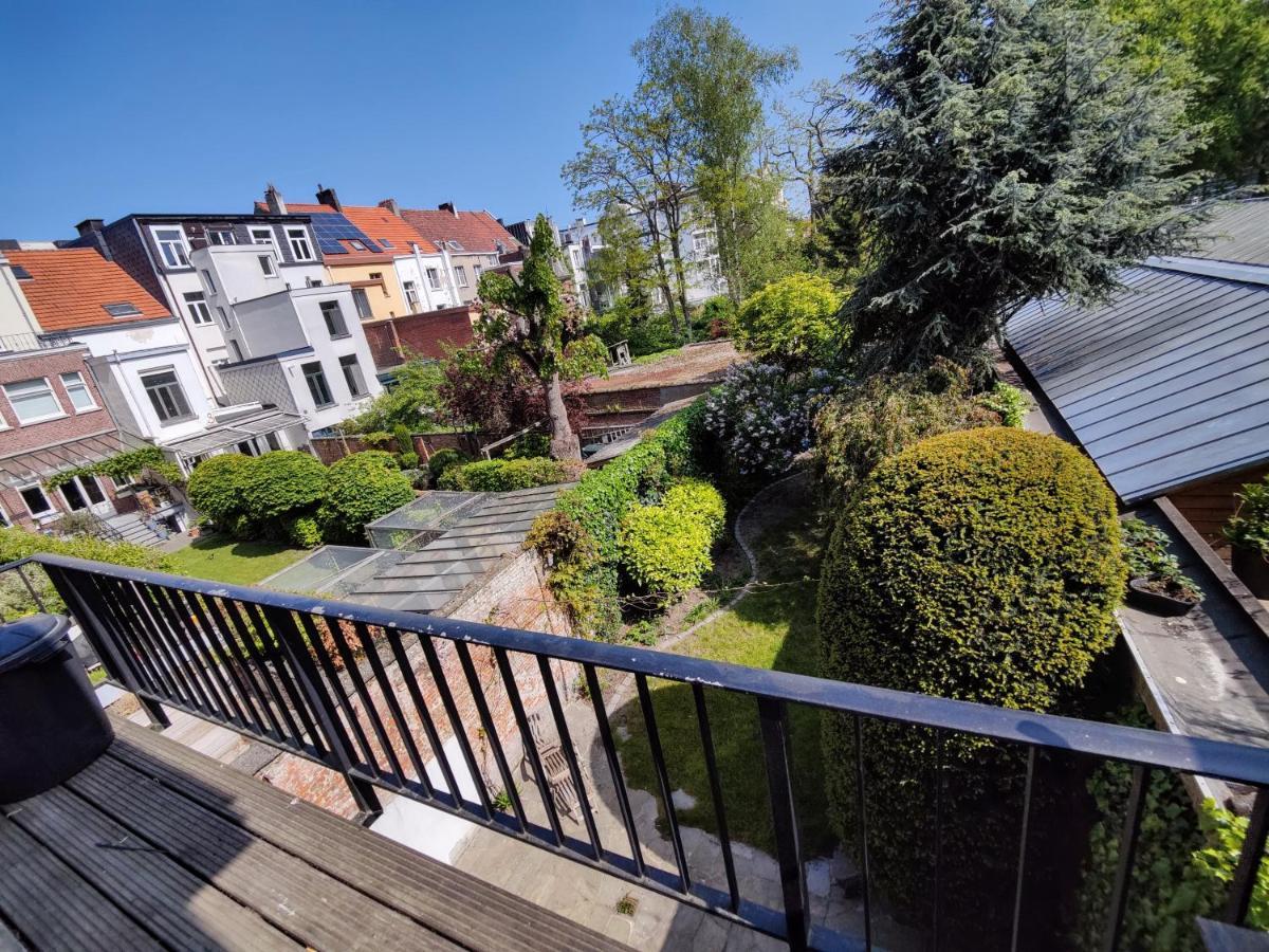 Traditional Chic, High Ceilings' Apt Aircos And Garage Anversa Esterno foto