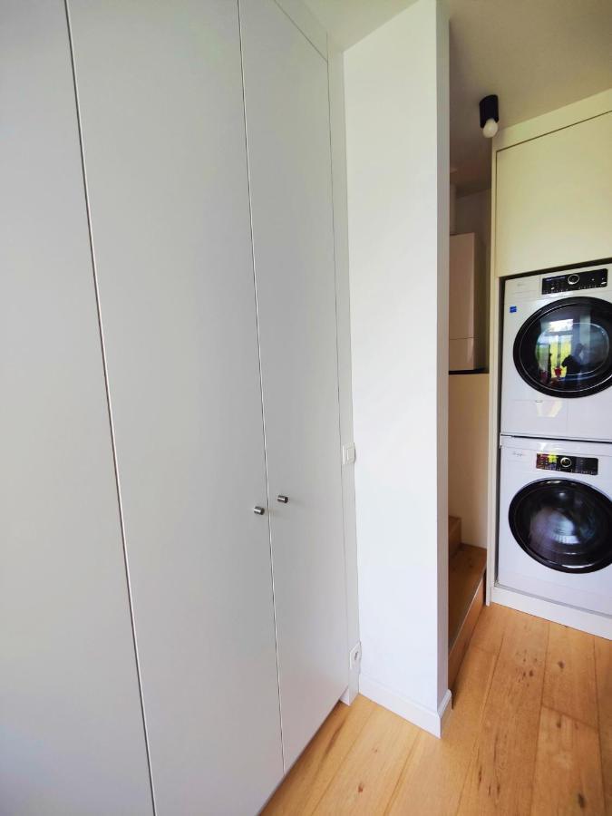 Traditional Chic, High Ceilings' Apt Aircos And Garage Anversa Esterno foto