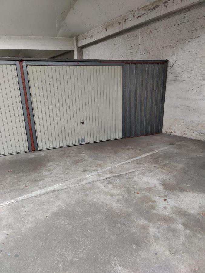 Traditional Chic, High Ceilings' Apt Aircos And Garage Anversa Esterno foto
