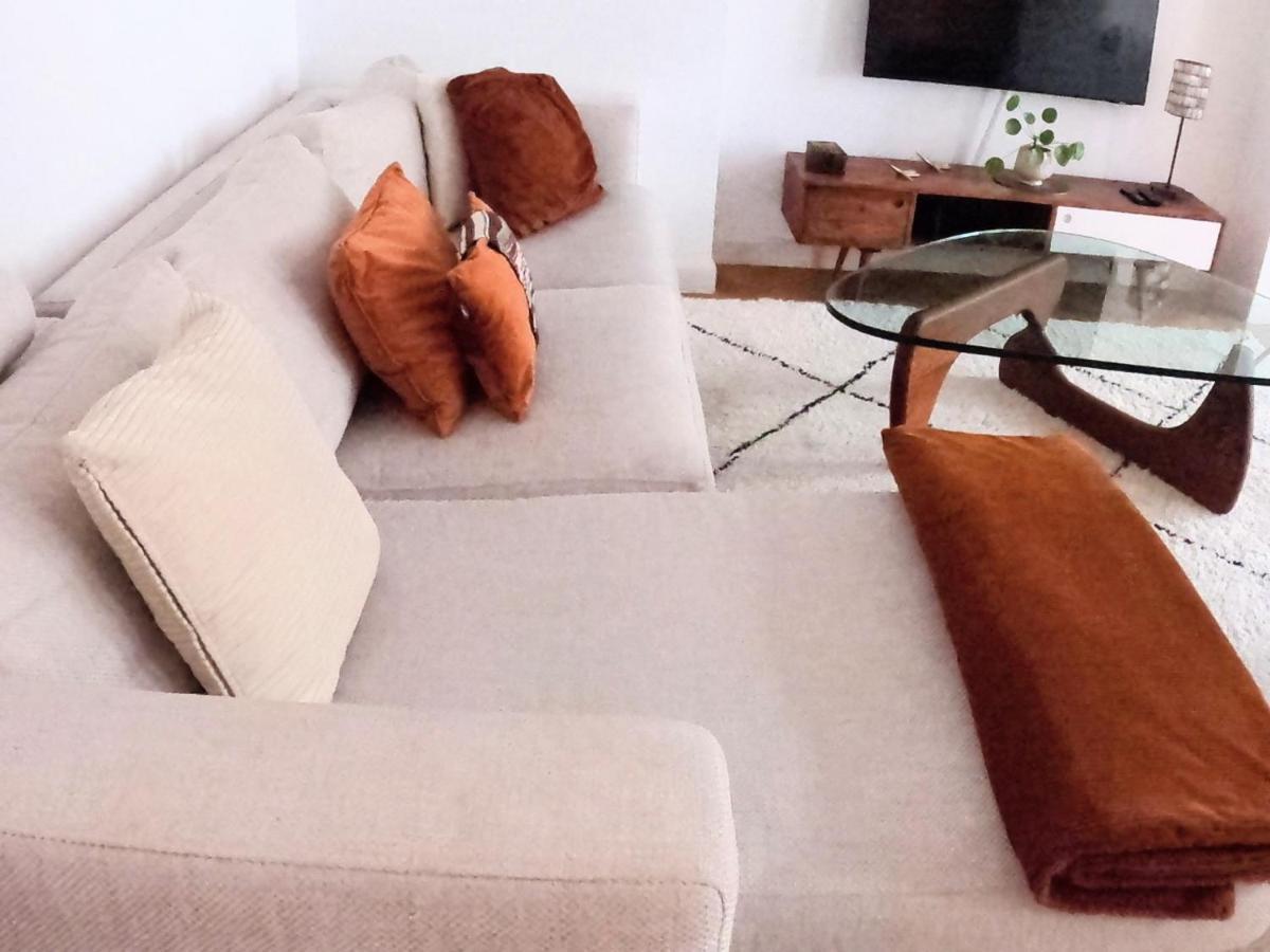 Traditional Chic, High Ceilings' Apt Aircos And Garage Anversa Esterno foto